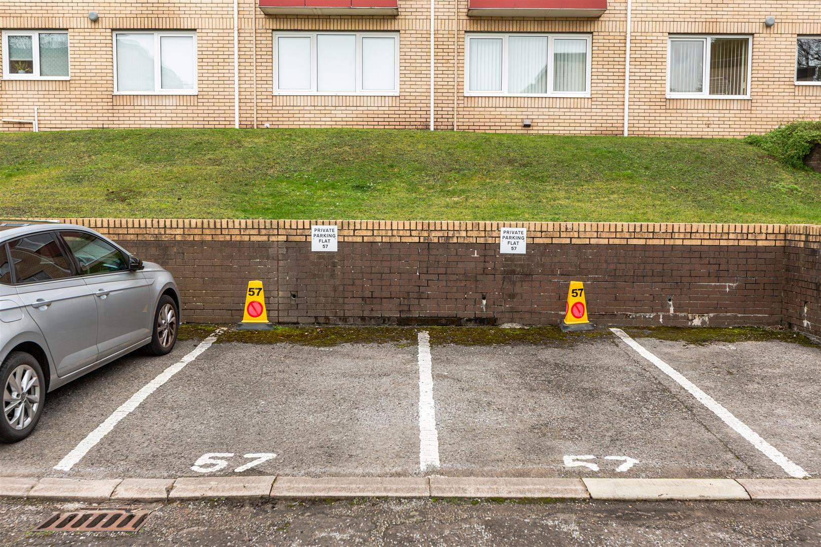 Long Oaks Court, Sketty, Swansea, SA2 0QH